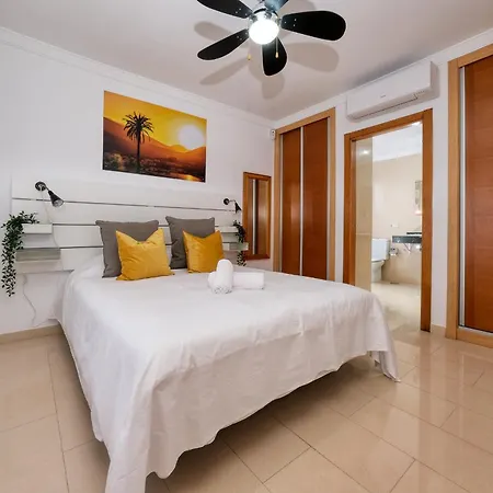 빌라 Flavia - Pool, Bbq And Game