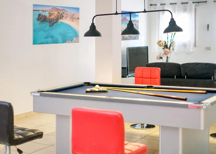 Flavia - Pool, Bbq And Game Villa Playa Blanca (Lanzarote)