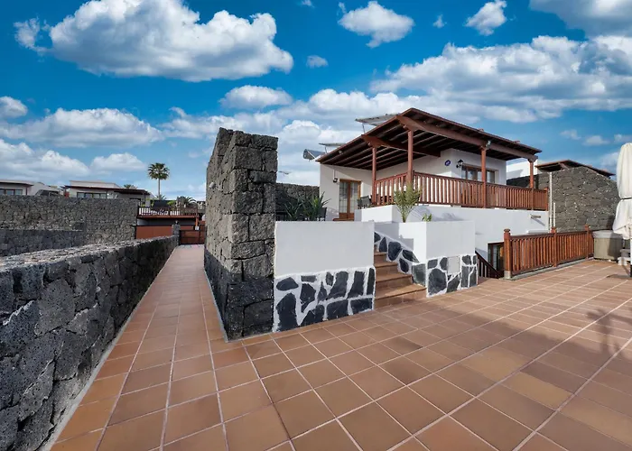 Flavia - Pool, Bbq And Game Playa Blanca (Lanzarote)