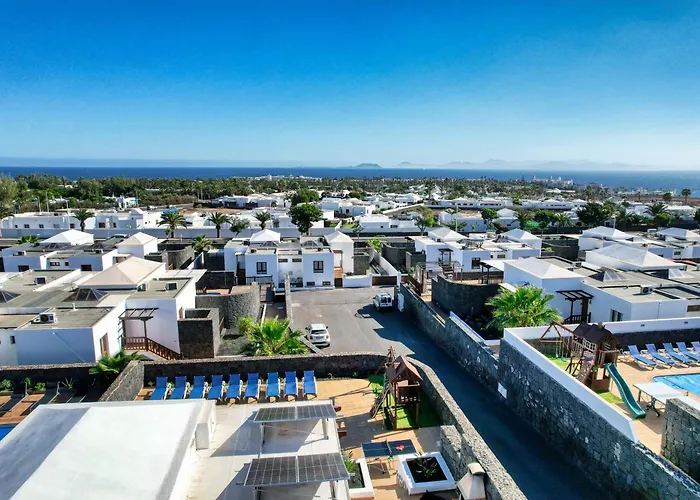 Flavia - Pool, Bbq And Game Villa Playa Blanca (Lanzarote)